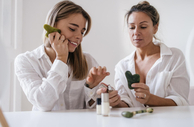 Ayurveda vs Allopathy in skincare – which one works faster